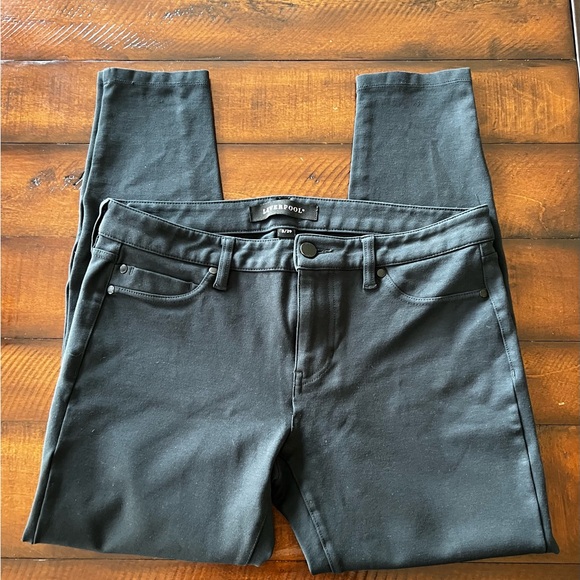 Pants - Picture 3 of 4